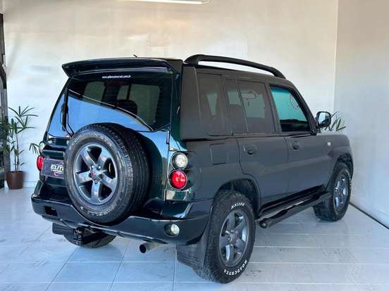 MITSUBISHI-PAJERO TR4-2.0 4X4 16V FLEX 4P MANUAL MITSUBISHI-PAJERO TR4-2009