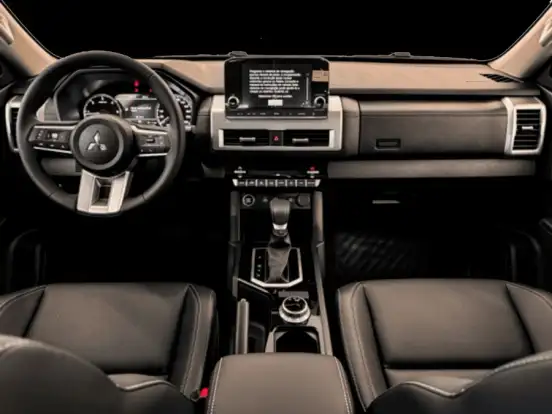 MITSUBISHI-TRITON-2026