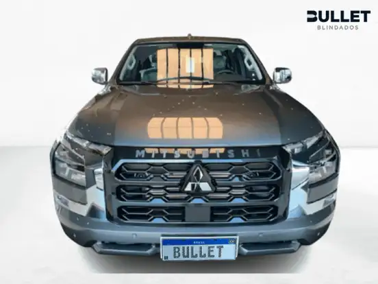 MITSUBISHI-TRITON-2026