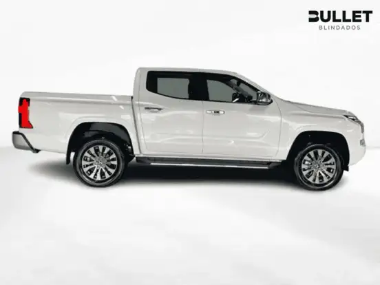 MITSUBISHI-TRITON-2.4 BITURBO DIESEL CD HPE-S 4X4 AUTOMÁTICO MITSUBISHI-TRITON-2026