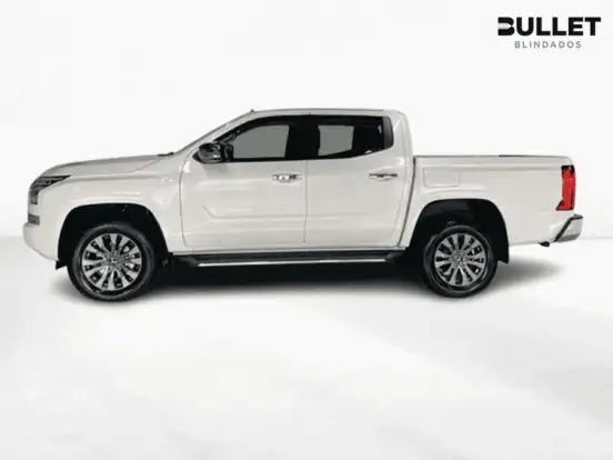 MITSUBISHI-TRITON-2026