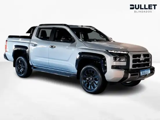 MITSUBISHI-TRITON-2026