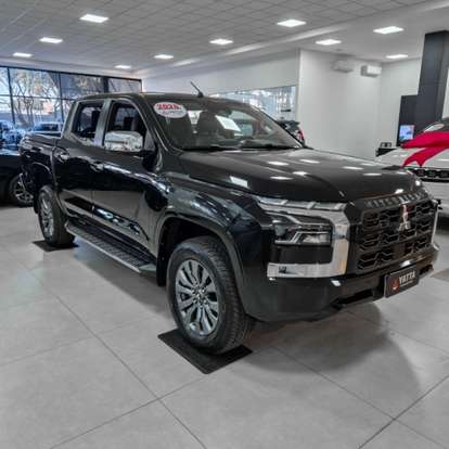 MITSUBISHI-TRITON-2025