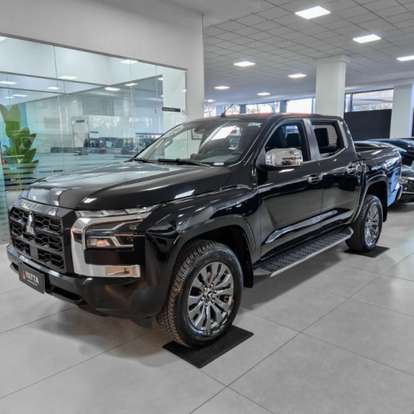 MITSUBISHI-TRITON-2025