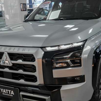 MITSUBISHI-TRITON-2025