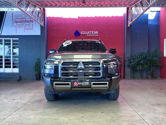MITSUBISHI-TRITON-2025