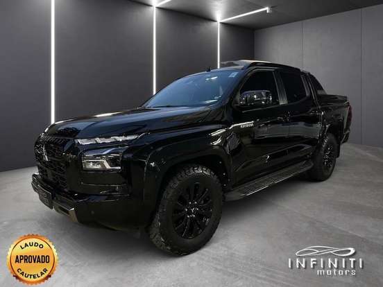 MITSUBISHI-TRITON-2025