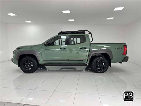MITSUBISHI-TRITON-2.4 BITURBO DIESEL CD SAVANA 4X4 AUTOMÁTICO MITSUBISHI-TRITON-2025