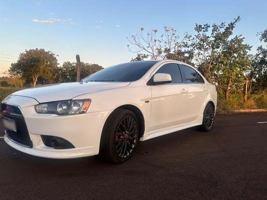 MITSUBISHI-LANCER-2015
