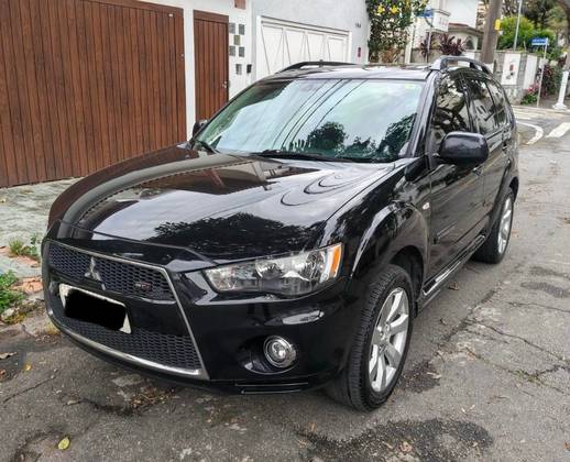 MITSUBISHI OUTLANDER 3.0 GT 4X4 V6 24V GASOLINA 4P AUTOMÁTICO