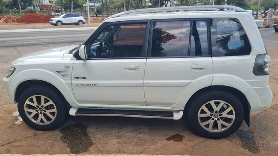 MITSUBISHI PAJERO TR4 2.0 4X4 16V 140CV FLEX 4P AUTOMÁTICO