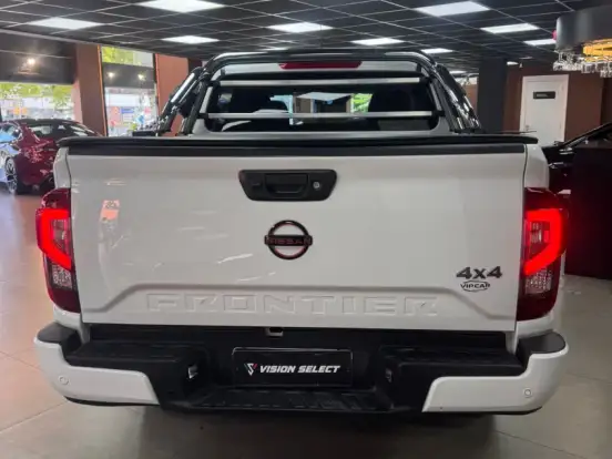 NISSAN-FRONTIER-2.3 16V TURBO DIESEL PRO4X CD 4X4 AUTOMÁTICO NISSAN-FRONTIER-2023