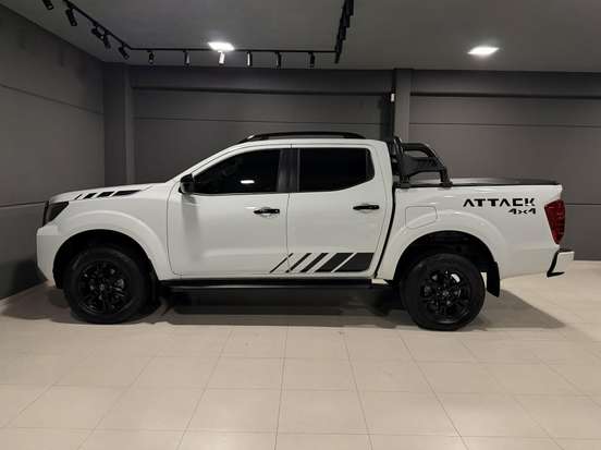 NISSAN-FRONTIER-2023