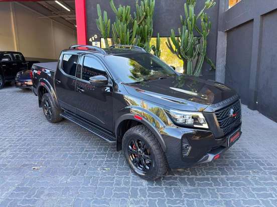 NISSAN-FRONTIER-2022