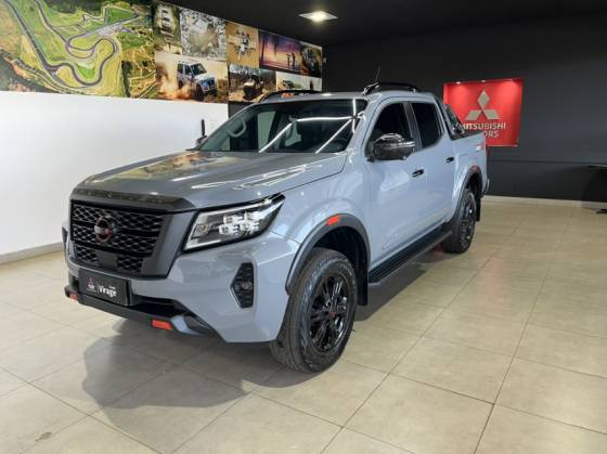 NISSAN FRONTIER 2.3 16V TURBO DIESEL PRO4X CD 4X4 AUTOMÁTICO