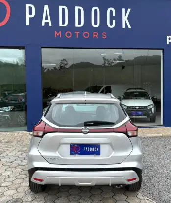 NISSAN-KICKS-2023
