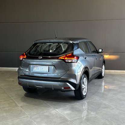 NISSAN-KICKS-2024