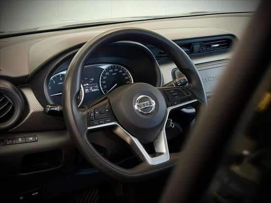 NISSAN-KICKS-2022
