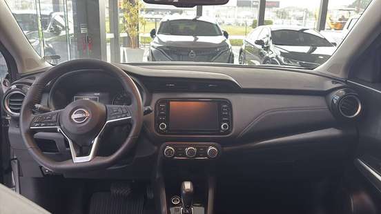 NISSAN-KICKS-2024