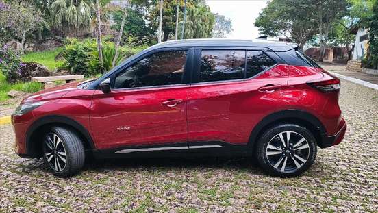 NISSAN-KICKS-2023