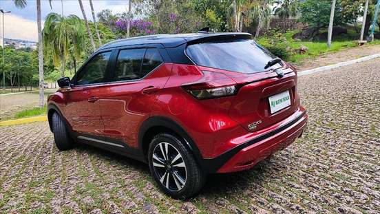 NISSAN-KICKS-2023
