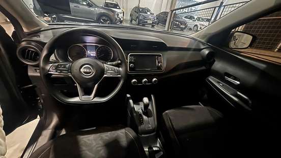 NISSAN-KICKS-2023
