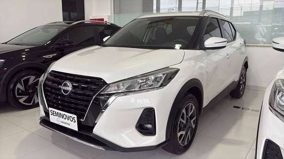 NISSAN-KICKS-2023