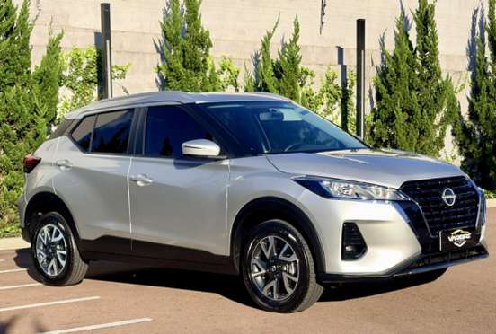NISSAN-KICKS-2023