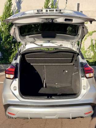 NISSAN-KICKS-2023