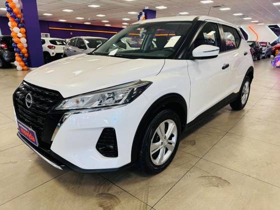 NISSAN KICKS PLAY 1.6 16V FLEXSTART ACTIVE PLUS XTRONIC