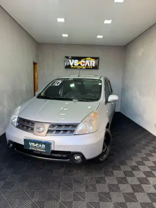 NISSAN LIVINA 1.6 S 16V FLEX 4P MANUAL NISSAN LIVINA 1.6 S 16V FLEX 4P MANUAL