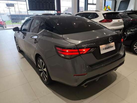 NISSAN-SENTRA-2023