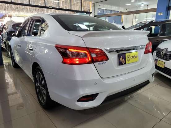 NISSAN-SENTRA-2019