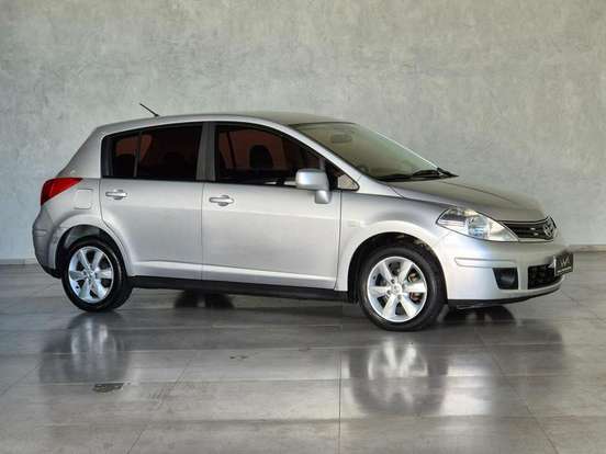 NISSAN-TIIDA-1.8 S 16V FLEX 4P MANUAL NISSAN-TIIDA-2012