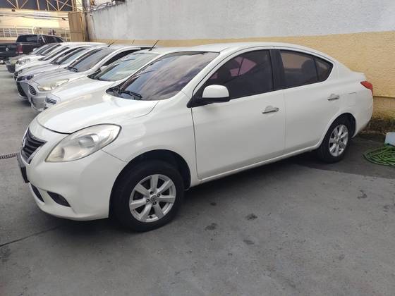 NISSAN VERSA 1.6 16V FLEX SL 4P MANUAL