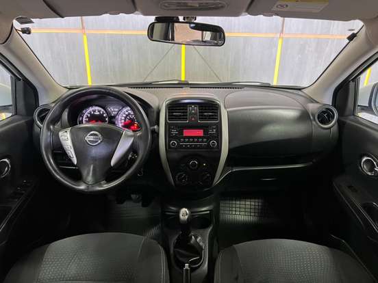 NISSAN-VERSA-1.6 16V FLEX SV 4P MANUAL NISSAN-VERSA-2016