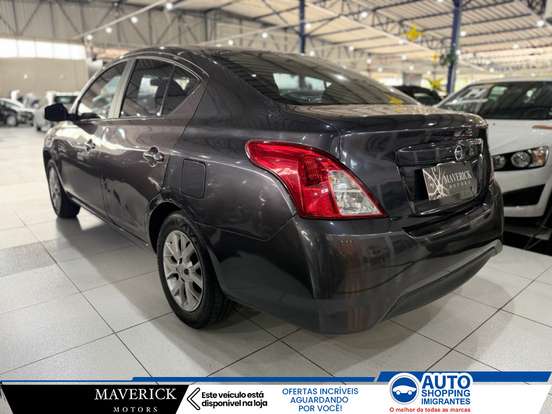 NISSAN-VERSA-2018