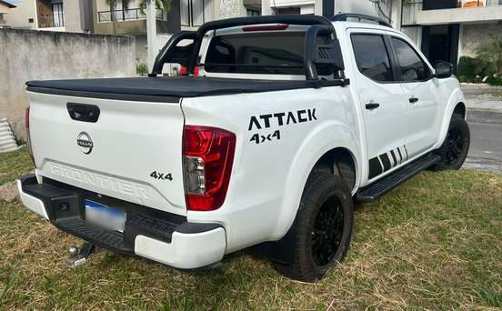 NISSAN-FRONTIER-2023