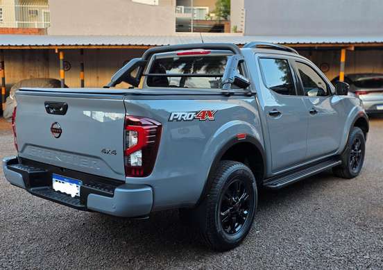 NISSAN-FRONTIER-2024