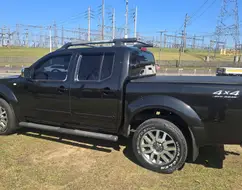 NISSAN FRONTIER 2.5 SL 4X4 CD TURBO ELETRONIC DIESEL 4P AUTOMÁTICO NISSAN FRONTIER 2.5 SL 4X4 CD TURBO ELETRONIC DIESEL 4P AUTOMÁTICO