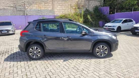 PEUGEOT-2008-2022