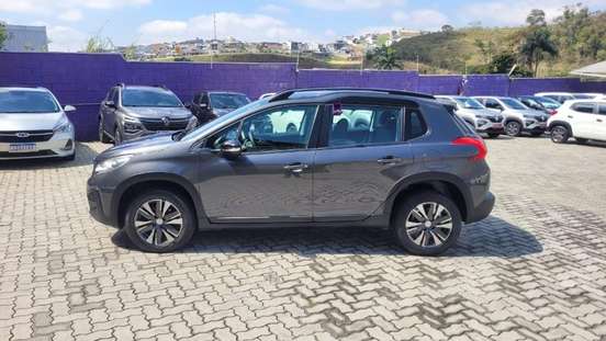 PEUGEOT-2008-2022