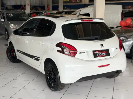 PEUGEOT-208-2017