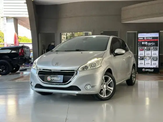 PEUGEOT 208 1.6 GRIFFE 16V FLEX 4P MANUAL PEUGEOT 208 1.6 GRIFFE 16V FLEX 4P MANUAL