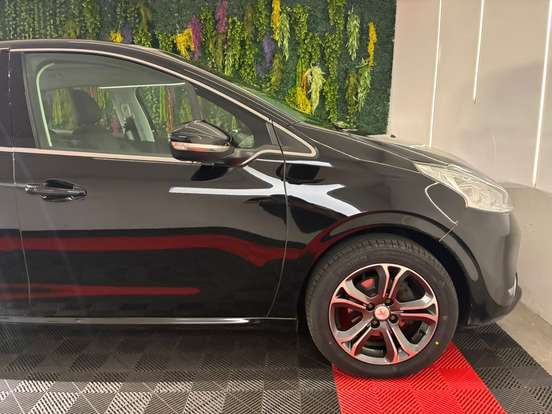 PEUGEOT-208-1.6 GRIFFE 16V FLEX 4P MANUAL PEUGEOT-208-2013