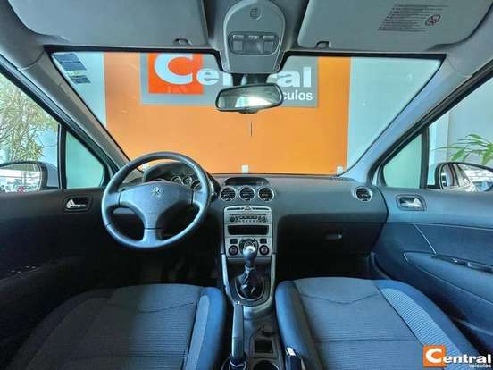 PEUGEOT-308-2012