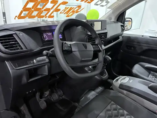 PEUGEOT-EXPERT-2026