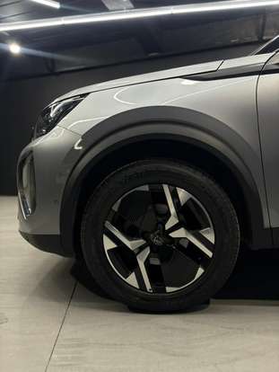 PEUGEOT-2008-2024