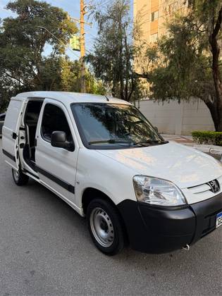 PEUGEOT PARTNER 1.6 FURGÃO 800KG 16V FLEX 3P MANUAL
