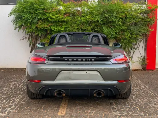 PORSCHE-718-2025